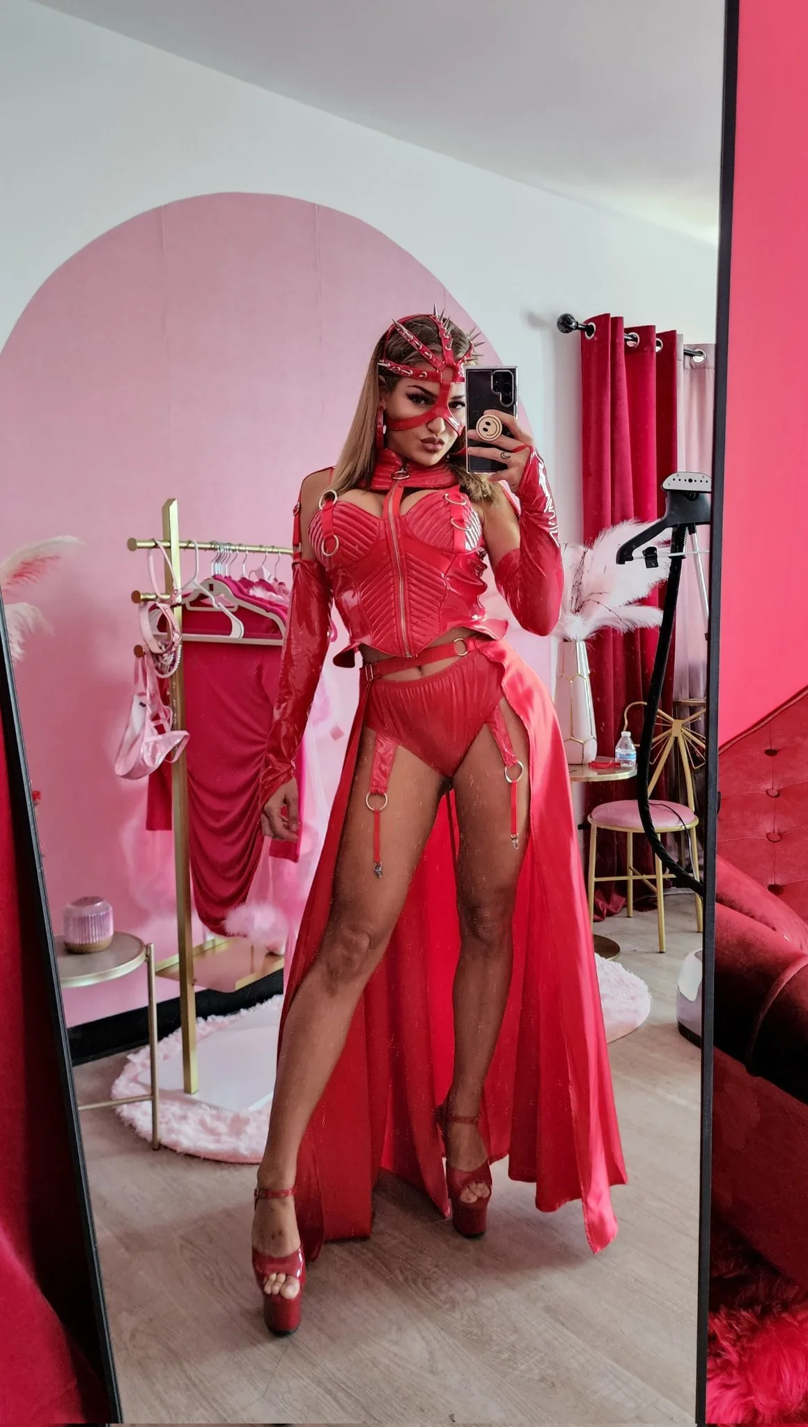 Iona Gerber - Escort Droitwich Spa